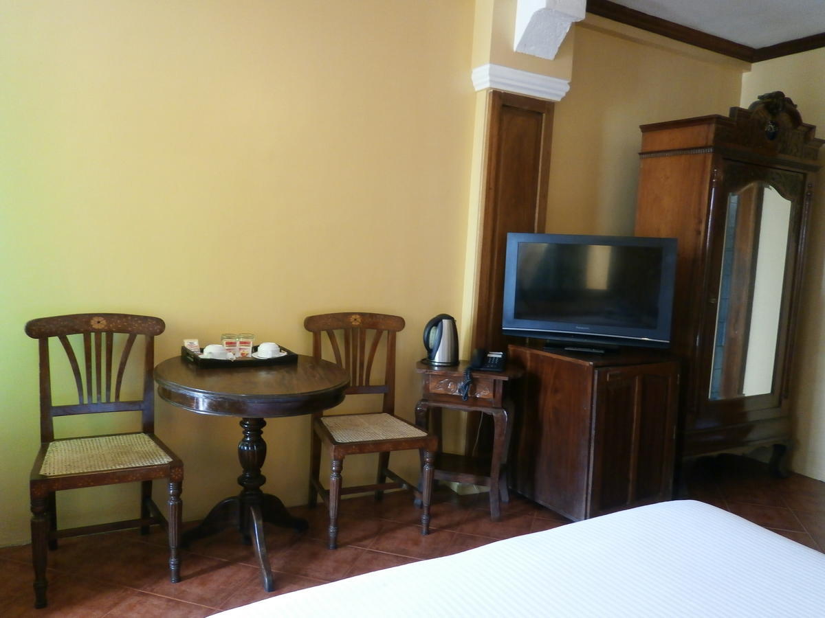 True Home Hotel Balabag  Room photo